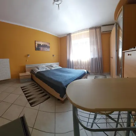 Bora Vendeghaz Apartment Eger Exterior photo
