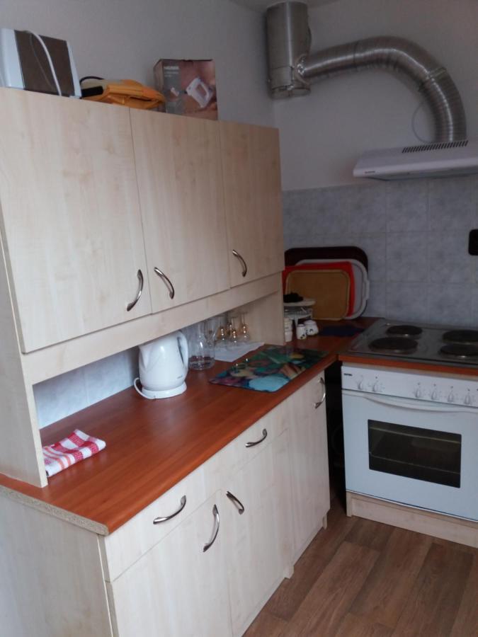 Appartement Bora Vendeghaz *