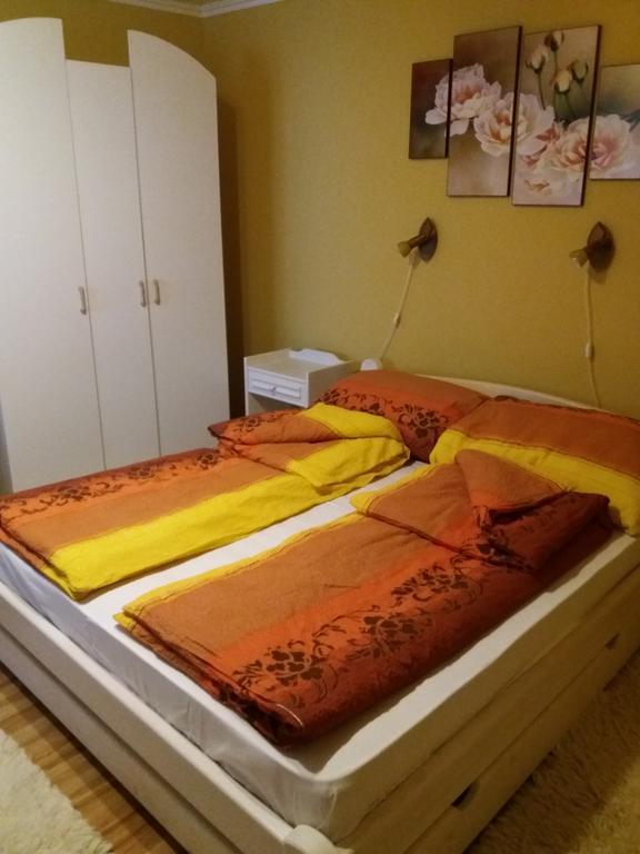 Appartement Bora Vendeghaz Eger